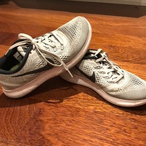 NIKE FREE RUN SNEAKERS